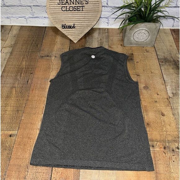 Lululemon gray sleeveless swiftly tech muscle tank shirt - Picture 10 of 11